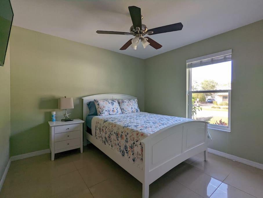 3Bed & 2Bath Property Couple Minutes From Siesta Key Beach & Downtown Sarasota Luaran gambar