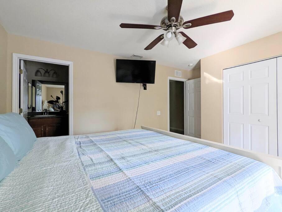 3Bed & 2Bath Property Couple Minutes From Siesta Key Beach & Downtown Sarasota Luaran gambar