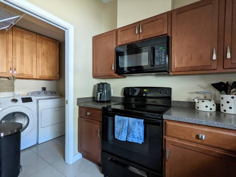 3Bed & 2Bath Property Couple Minutes From Siesta Key Beach & Downtown Sarasota Luaran gambar